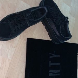 NEW FENTY PUMA CRAWLERS!!